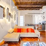 Апартаменты Kindness Art Historic Center 110sqm Private Parking
