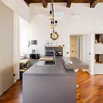 Kindness Art Historic Center 110sqm Private Parking * Arona