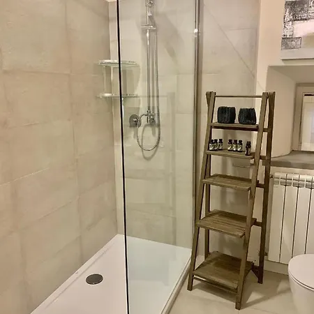 Appartement Kindness Art In Historic Center Arona