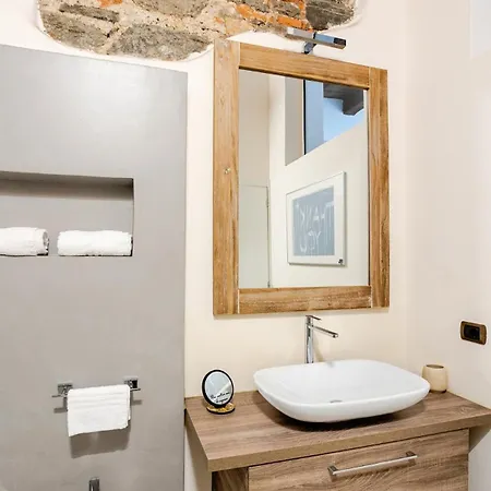 Kindness Art Historic Center 110sqm Private Parking