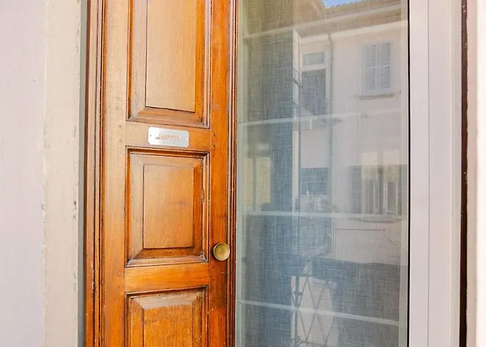 Kindness Art Historic Center 110sqm Private Parking 阿罗纳
