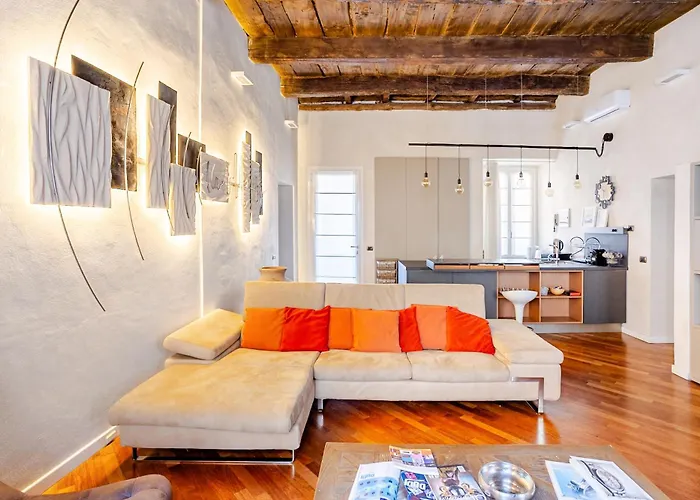 公寓 Kindness Art Historic Center 110sqm Private Parking *