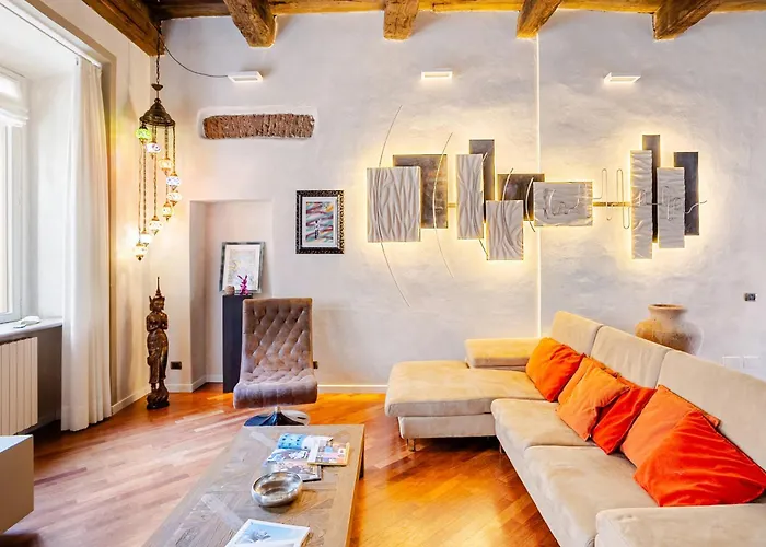 Kindness Art Historic Center 110sqm Private Parking * 阿罗纳